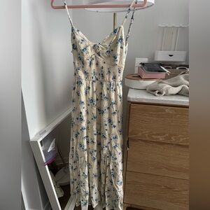Hollister Twist Bust Midi Dress in Cream Floral